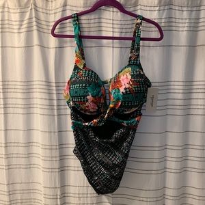 Swimsuits For All Underwire 1 Piece Swimsuit